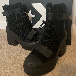 Limit editing design- High heel converse boots, only wear it once